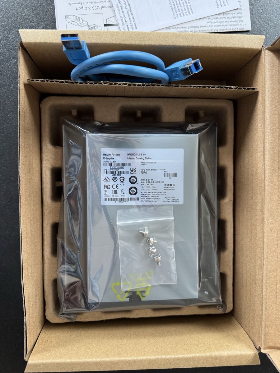 Hewlett Packard Docking station: HP HPE RDX USB 3.0 Internal Docking Station originalverpackt – Nuovo e nell'imballaggio originale da Berneck venduto da Koenner.J 4