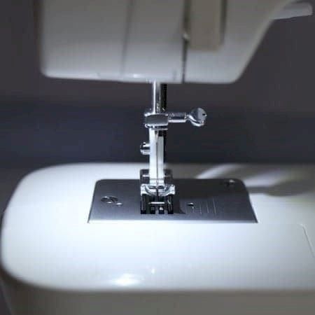 Macchine da cucire: SINGER Nähmaschine Brilliance 6180 – Nuovo e nell'imballaggio originale da Bottighofen venduto da zaap 1