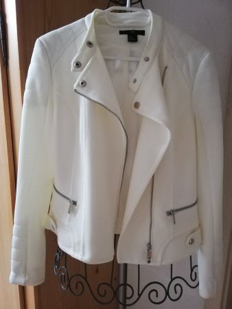 Neue, gefütterteJacke in ecrue