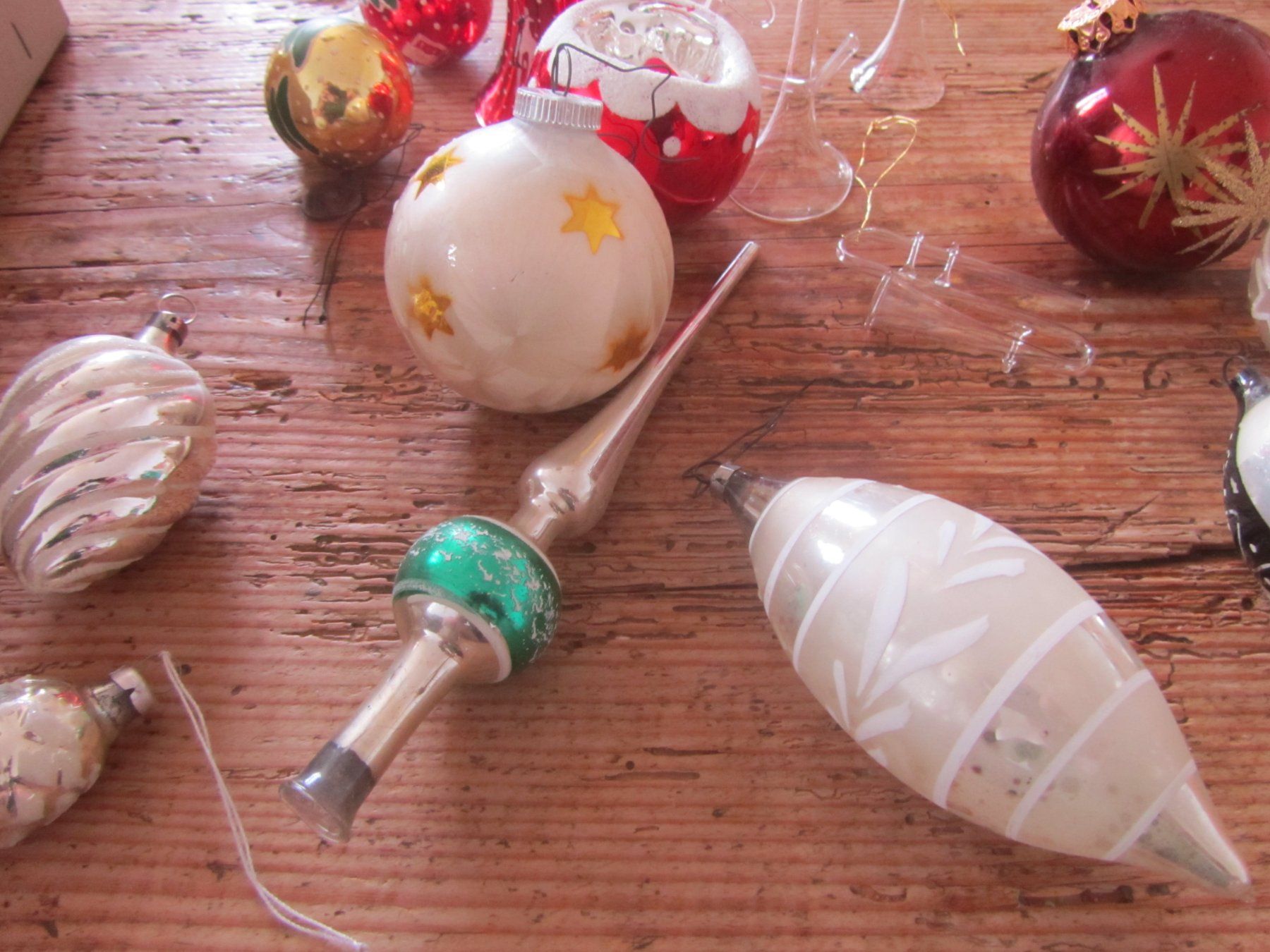 Tutte le decorazioni: Weihnachtsbaum - Schmuck mit Spitze, Konus, Glaskugeln – Usato da Seengen venduto da mikelele 3