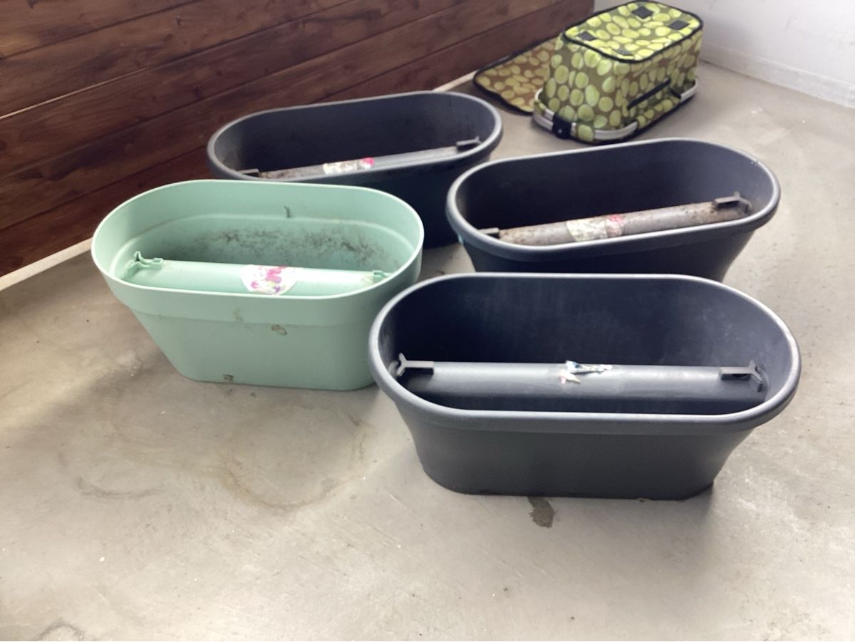 Pots de fleurs: Blumenkasten Elho Vibia Campana Kunststoff – D'occasion à Baden par Areekarl 1