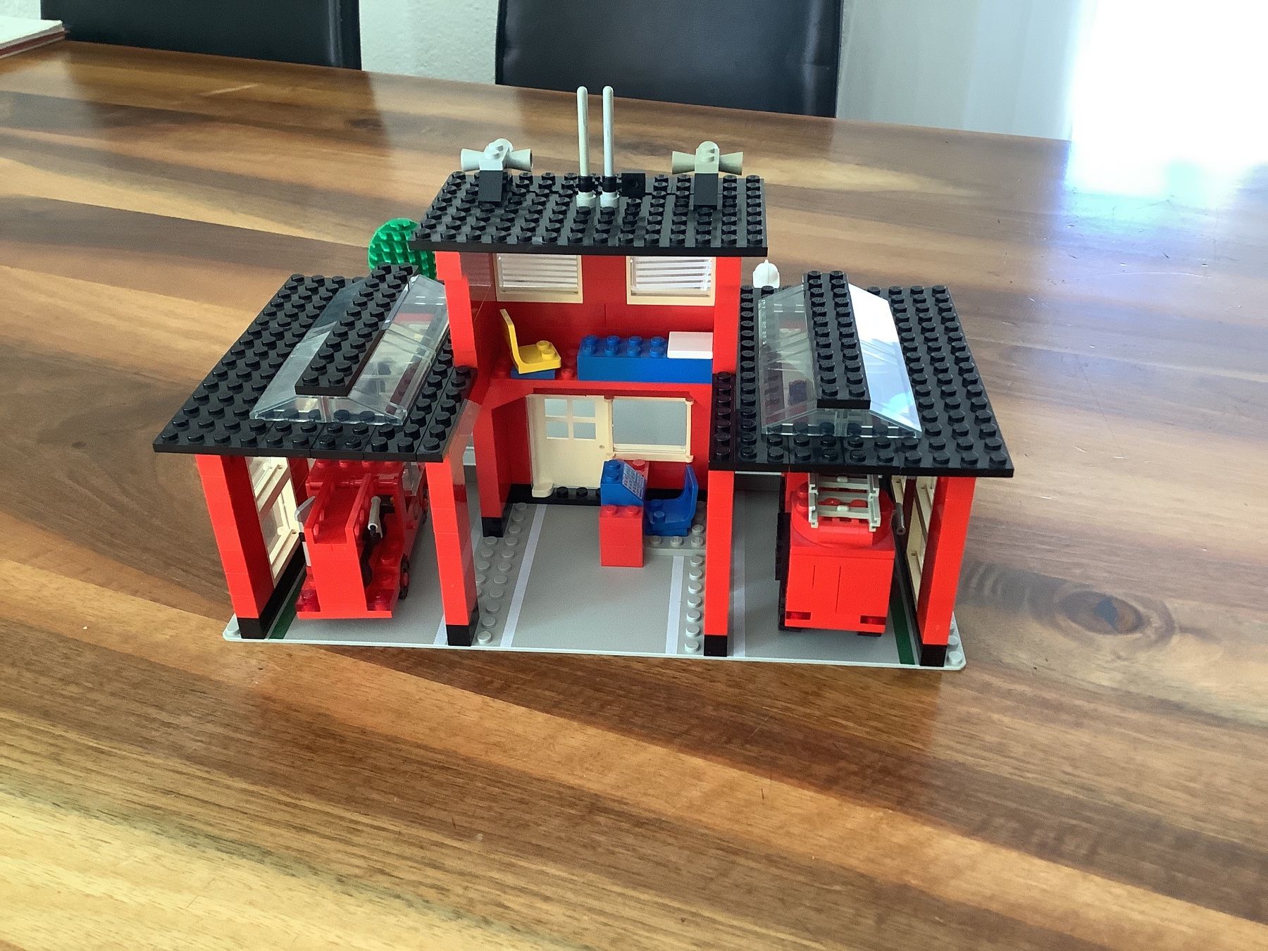 Lego Kit di costruzioni: Lego Feuerwehrgebäude 6382 – Usato da Bonstetten venduto da Lia29 1