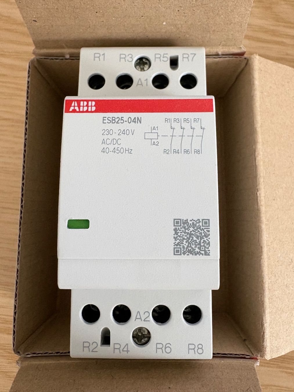ABB Componenti elettronici: ABB Installationsschütz – Nuovo e nell'imballaggio originale da Kreuzlingen venduto da Longdani 1