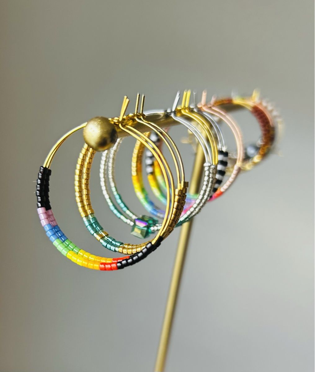 Orecchini pendenti & Orecchini a lobo: Boucles d’oreilles neuves, Pride, Handmade – Nuovo e nell'imballaggio originale da Carouge GE venduto da Emilynette 1
