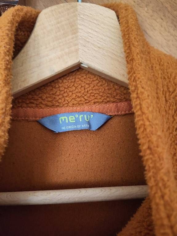 Meru Giacche: Meru Fleece Orange L/XL – Nuovo (secondo la descrizione) da Bern venduto da Lyner 1