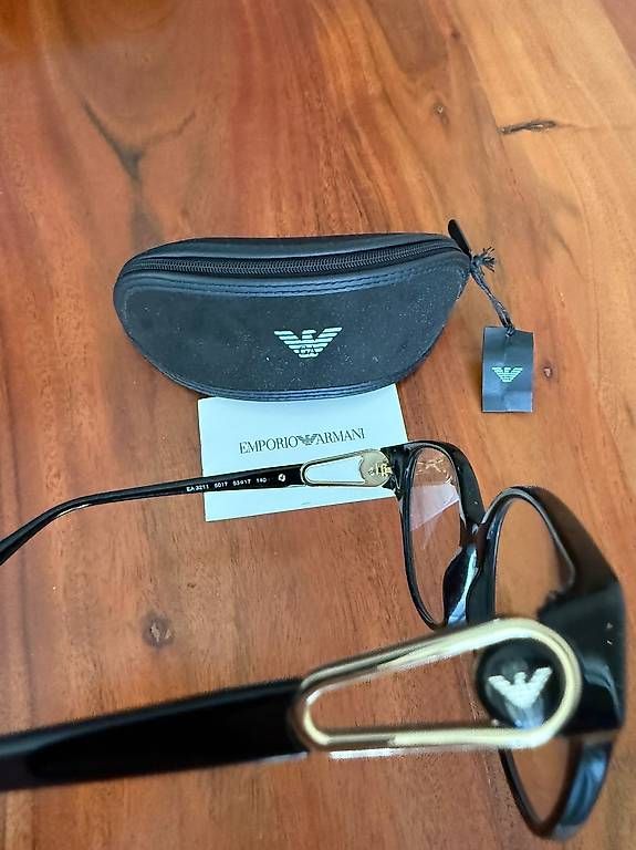 Armani Occhiali & Lenti: Lunettes Armani – Usato da Meyrin venduto da zzrb 1