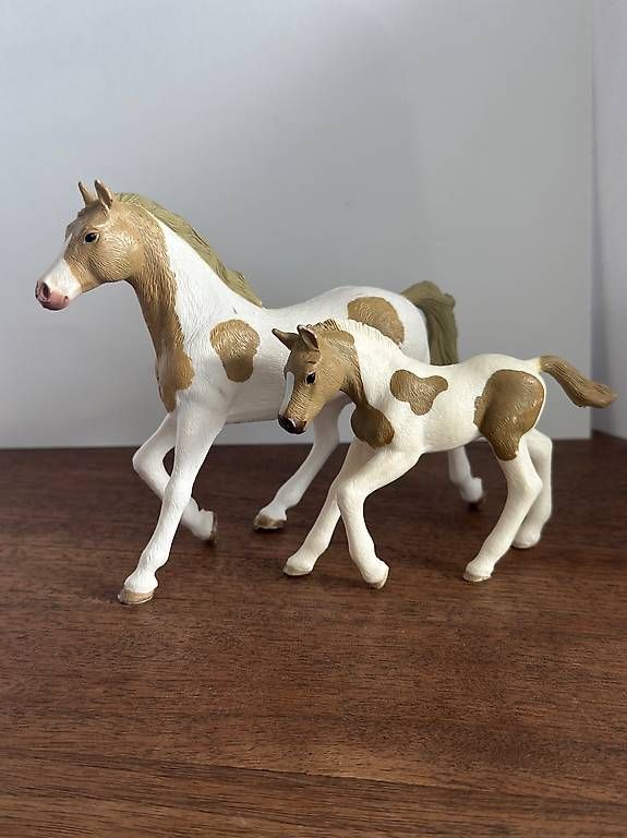 Jouets: Schleich Fohlen Set – D'occasion à Wangen b. Olten par xenia014 3
