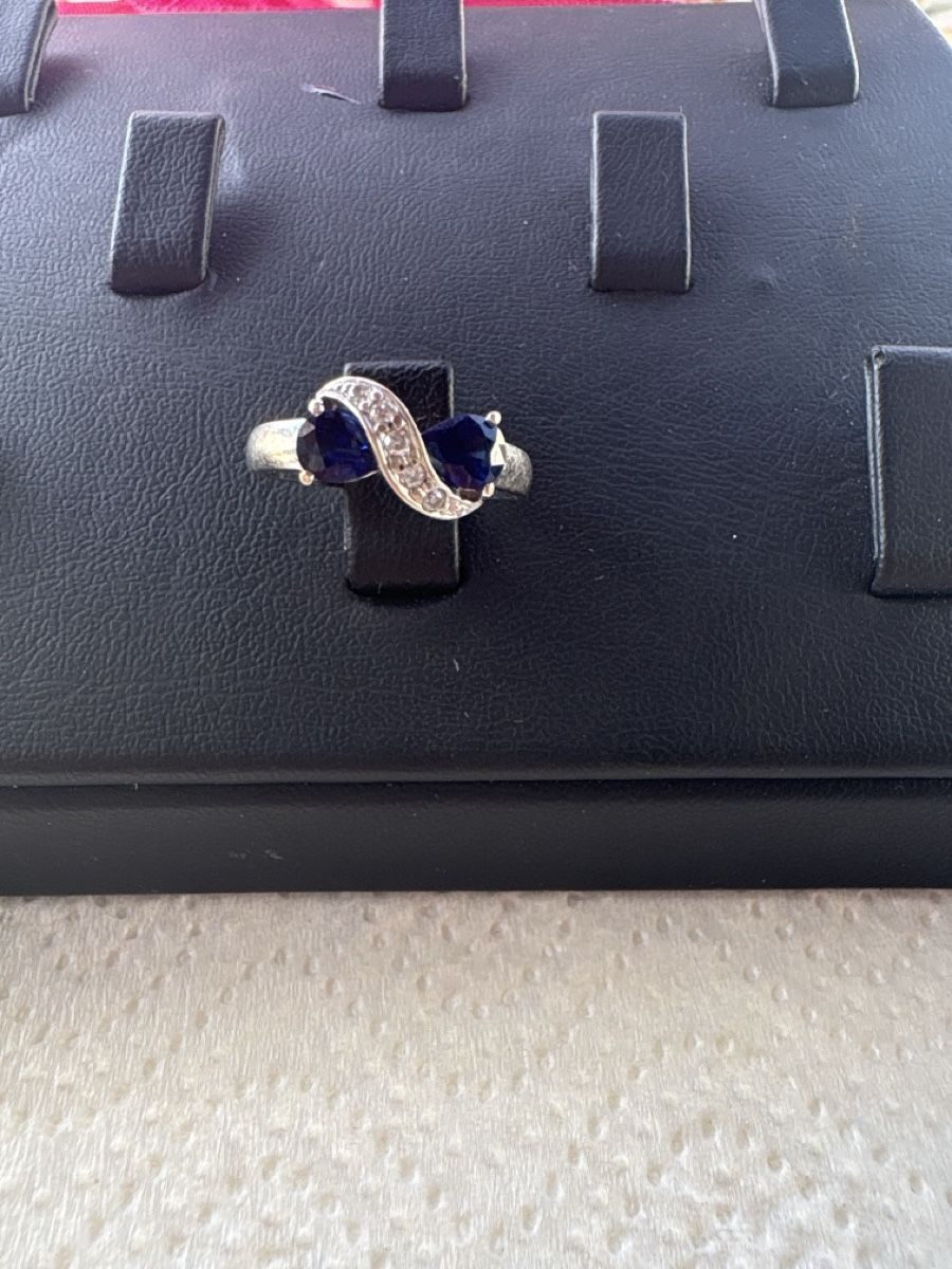 Ringe: Bague en or 14k saphir et diamants  – Gebraucht aus Versoix von tem_f7yk