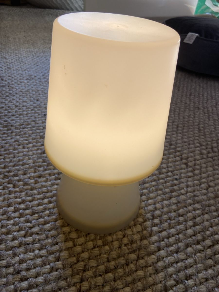 Lampen: Lampe de table blanche  💡 – Gebraucht aus Genève von captus 1