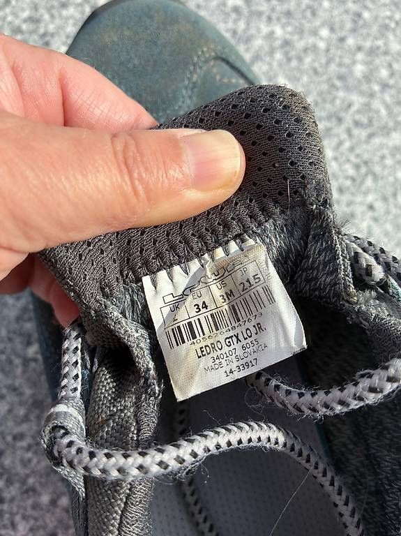 Lowa Scarpe per ragazzi: Goretex Lowa Trekkingschuhe Gr. 34 – Usato da St. Pelagiberg venduto da Yellow73 1