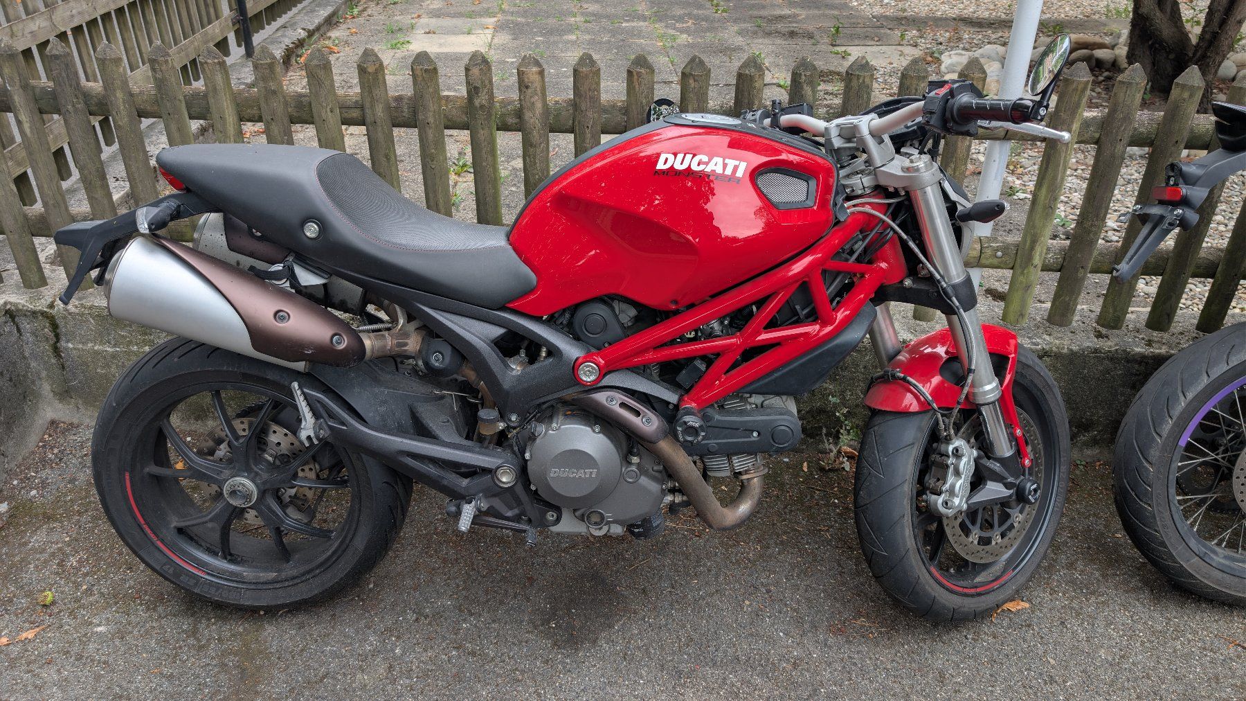 Ducati Route: Ducati Monster 796 – Défectueux à Basel par Motorrad-Classic 1