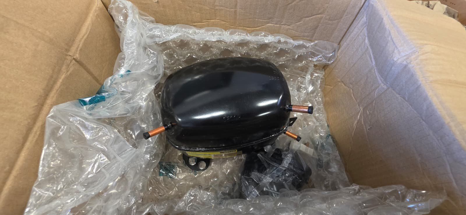 Compressori: Compresseur frigorifique Danfoss SC10G – Nuovo e nell'imballaggio originale da La Sarraz venduto da Torog666 1