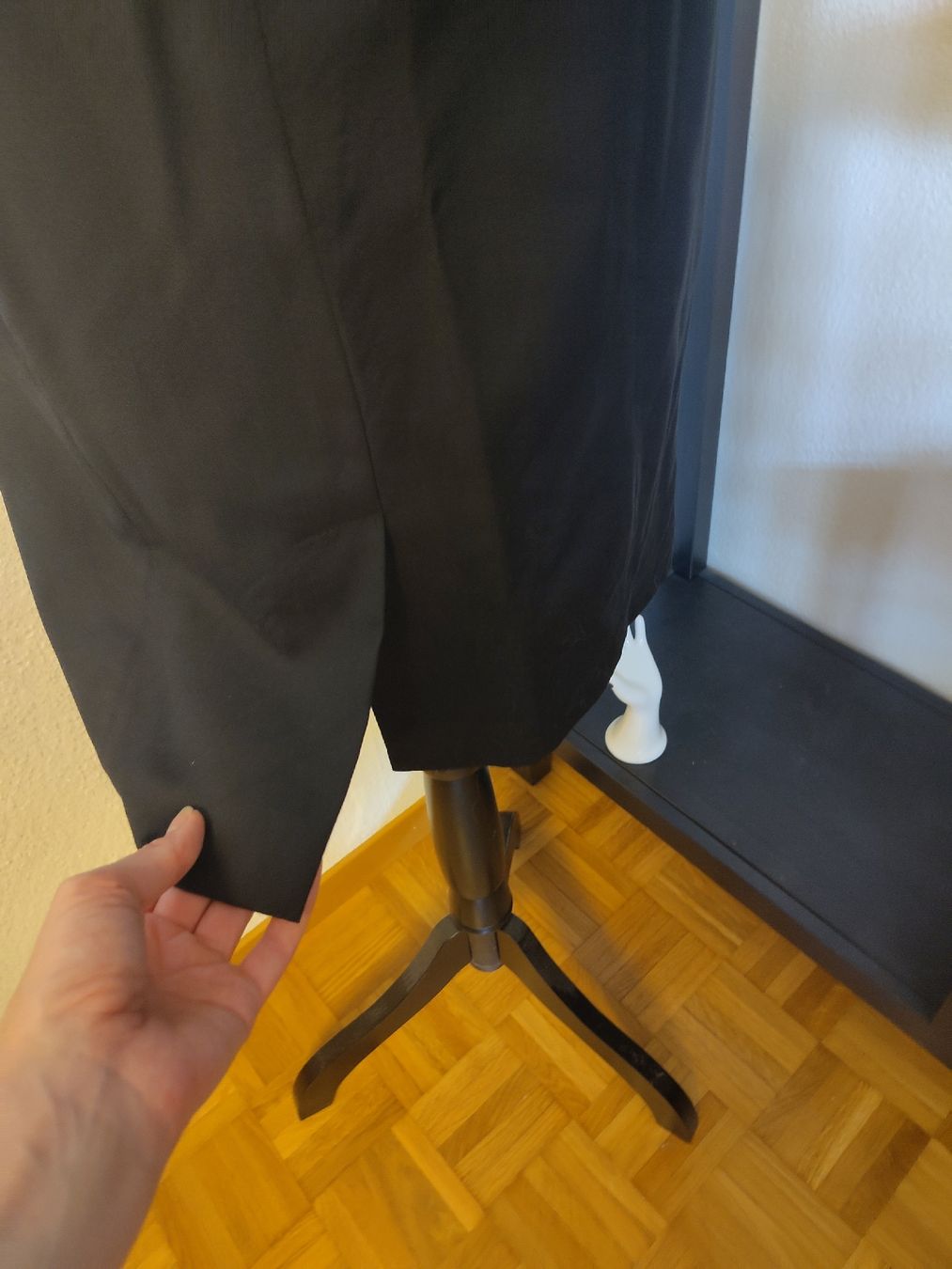 Madeleine Vestiti: MADELEINE - Etui-Kleid aus Wolle Gr. 36/38 – Usato da Zollikofen venduto da AliaRuna 3