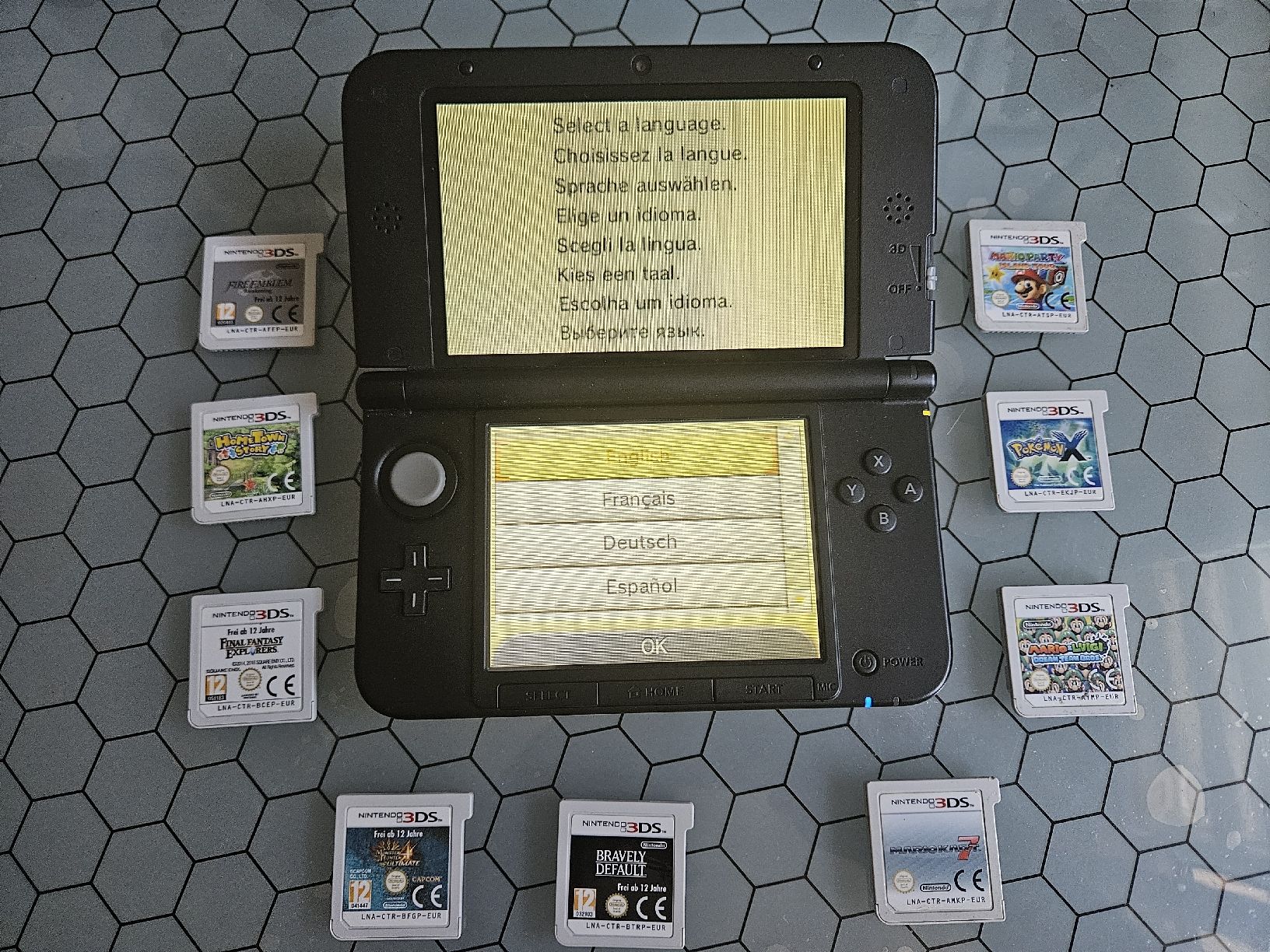 Nintendo Konsolen: Nintendo 3DS avec 9 jeux – Gebraucht aus Genève von Pedro67