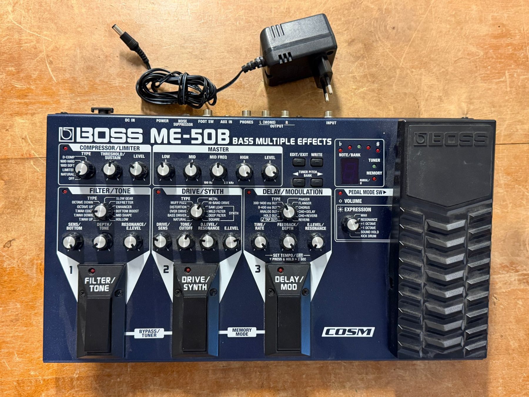 Boss Strumenti musicali: BOSS ME 50B Bass Multi Effects mit Netzteil – Usato da Wil SG venduto da Diomaiuta61