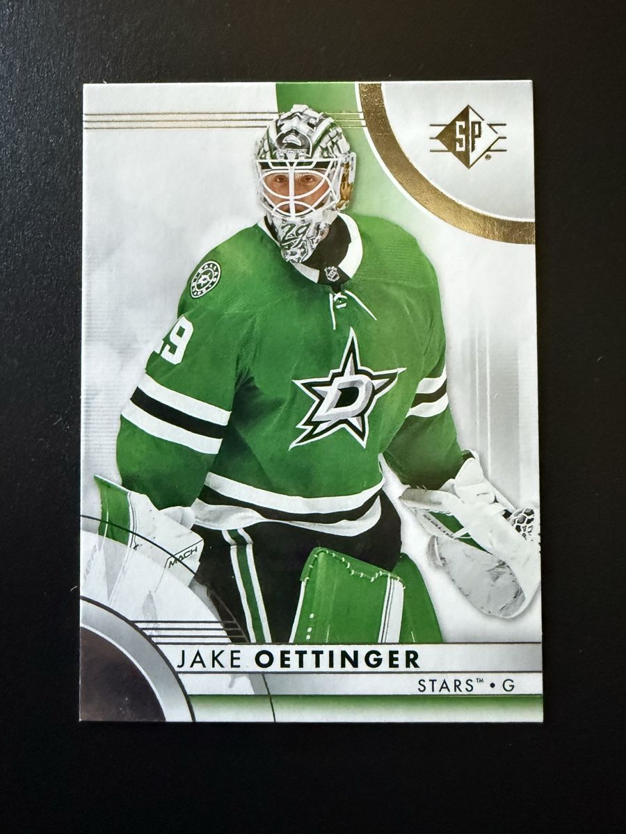 NHL Carte collezionabili: Jake Oettinger - Dallas Stars  – Nuovo e nell'imballaggio originale da Réchy venduto da Leeroy1998