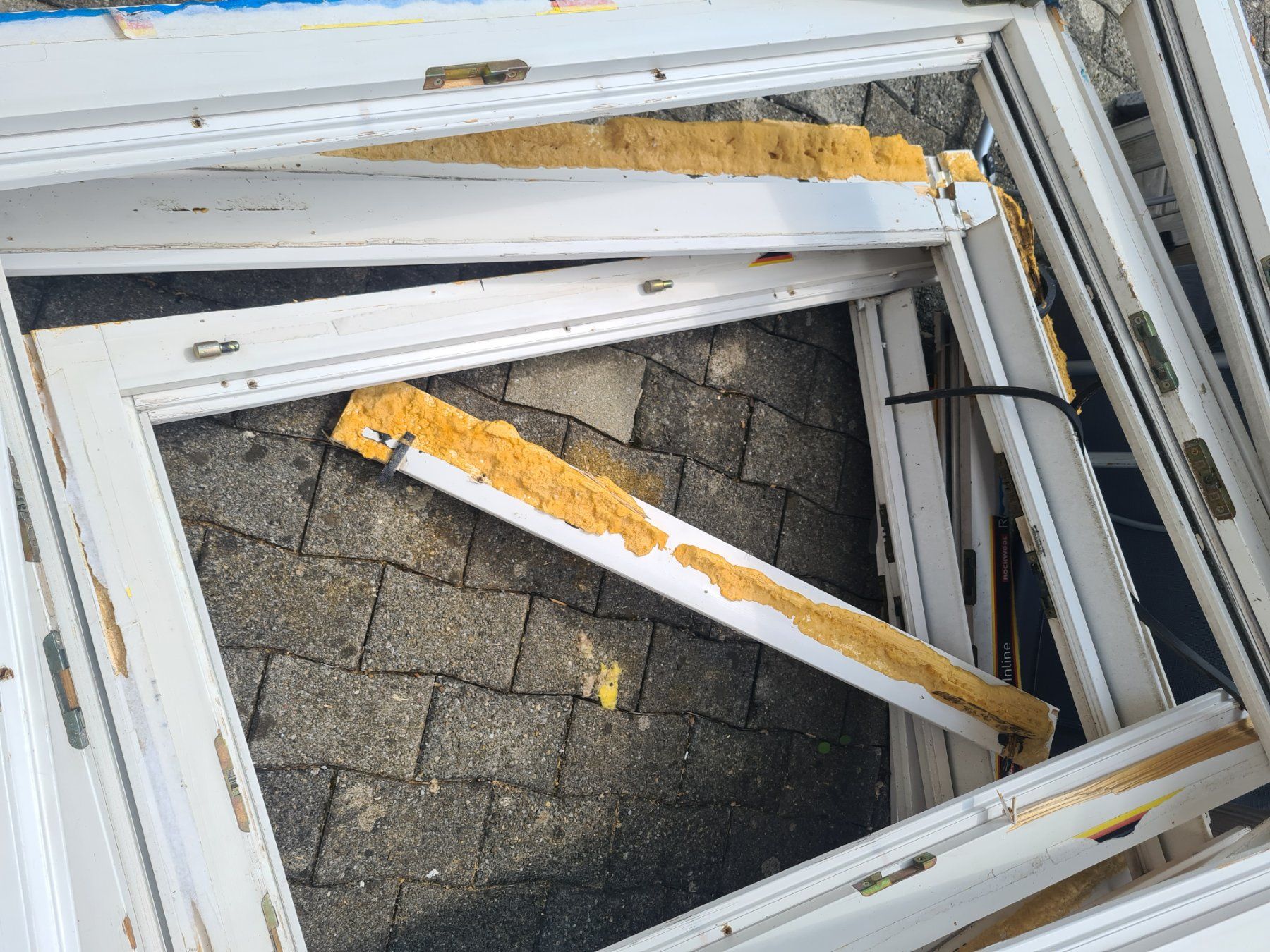 Fenêtres: Fenster – D'occasion à Waldkirch par Hypertenuse 8