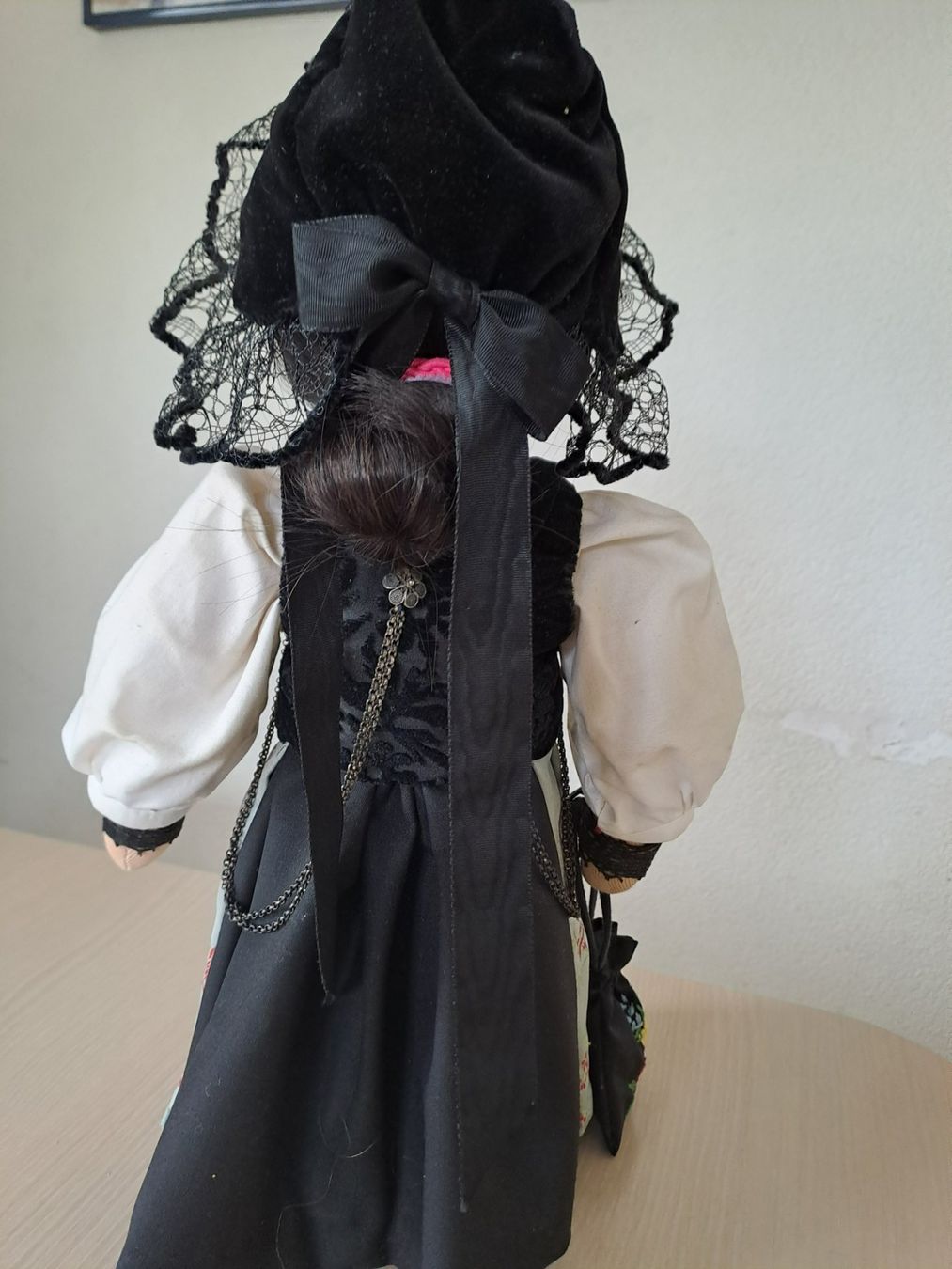 Puppen: Berner Trachtenpuppe – Gebraucht aus Aadorf von Stampeders 1