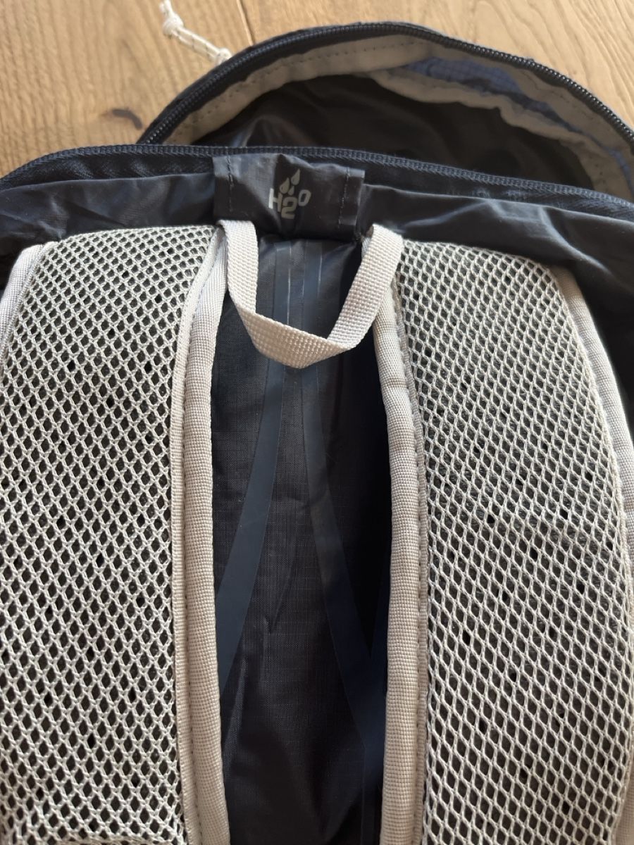 Mckinley Sacs à dos: McKinley X-Light Rucksack, neuwertig – Neuf (Voir description) à St. Gallen par Janeli. 5