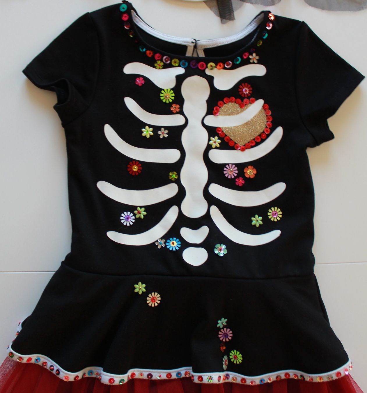 Kostüme: Costume squelette / Skelett t. 4 - 6 ans – Gebraucht aus Peseux von CoolShoping 3