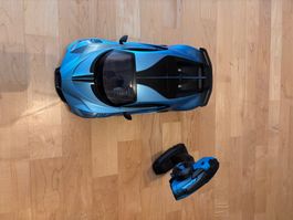 * Ferngesteuertes Auto Bugatti Divo blau mit Fernbedienung *