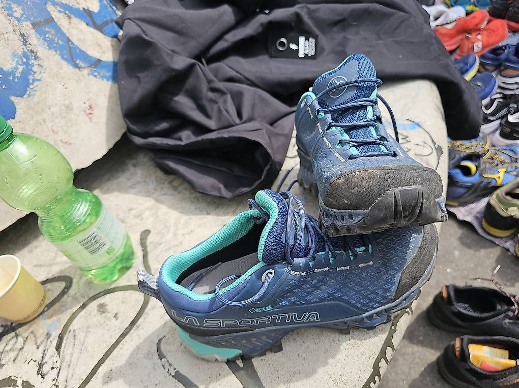 Scarpe da donna: La sportiva, grosse 37 – Usato da Thun venduto da Plaki 2