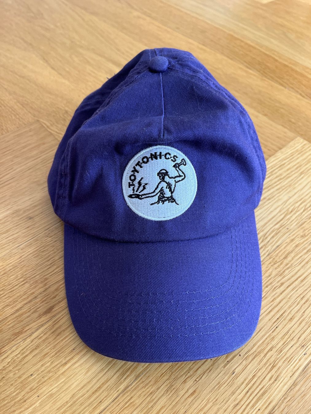 Copricapi, berretti & cappellini: Toy Tonics Cap – Violett – Usato da Zürich venduto da bretxo 1