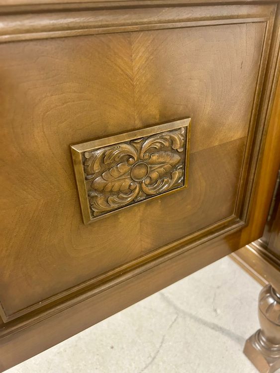 Commodes: Antiker Holzschrank Buffet-Schrank Sideboard SEM Produktion – D'occasion à Winterthur par Der-Insider 6
