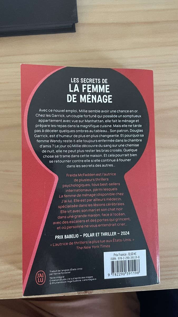 Libri: Les secrets de la femme de ménage  – Usato da Neirivue venduto da Frck 1
