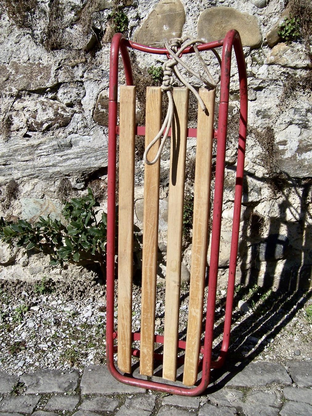 Schlitteln: Vintage Schlitten Stahlrohrschlitten SKS – Gebraucht aus Kerzers von wisaundso 5