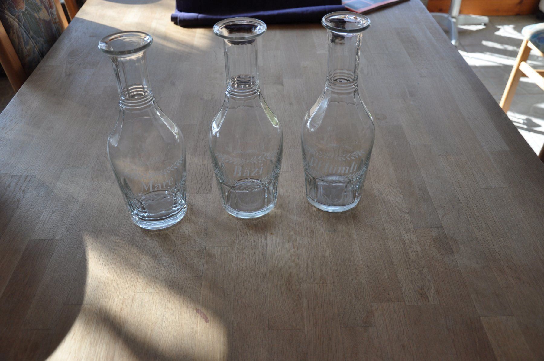 Karaffen: Glas Karaffen 3 stk. zusammen – Gebraucht aus Rothrist von Sheriff94 5