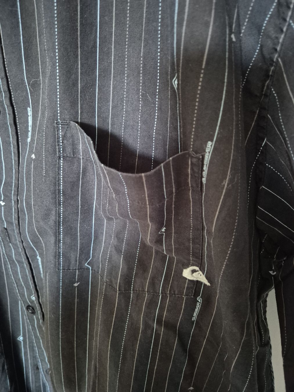 Quiksilver Camicie: Quicksilver Herren Hemd XXL – Usato da Oberdiessbach venduto da Finland1977 3