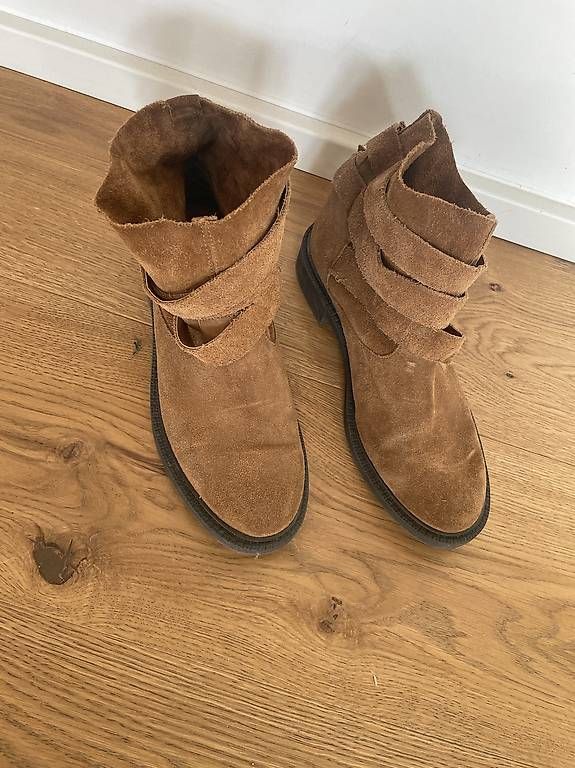 Scarpe da donna: Lederboots wie neu Gr 37 – Usato da Renens VD venduto da siric1996 1