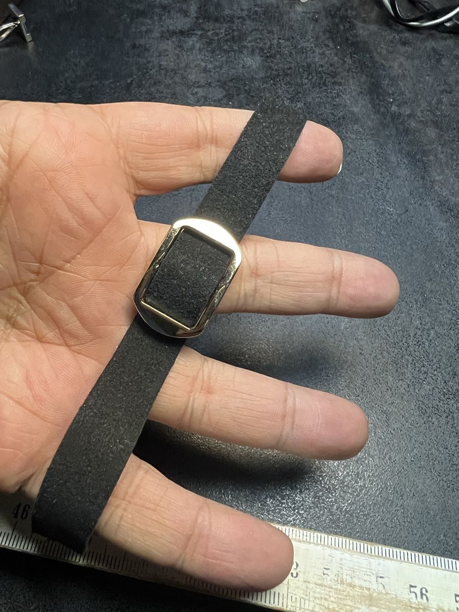 Catenine: Halsband 8 – Usato da Wettingen venduto da NickInc 1