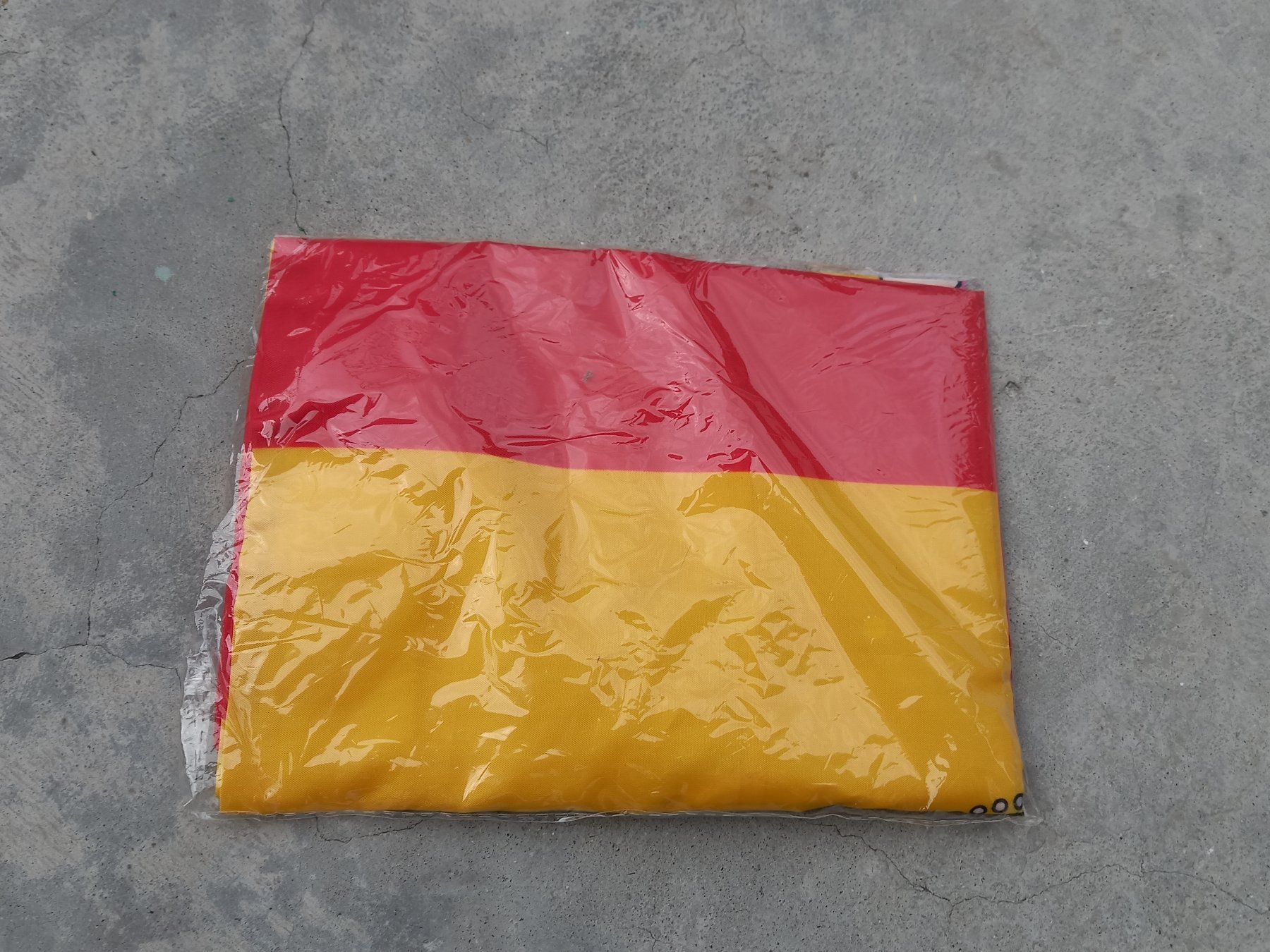 Fahnen: 3x Spanien Fahne Flagge 150cm - Drapeau Espagne – Neu und originalverpackt aus Bussigny von NATURALO 4