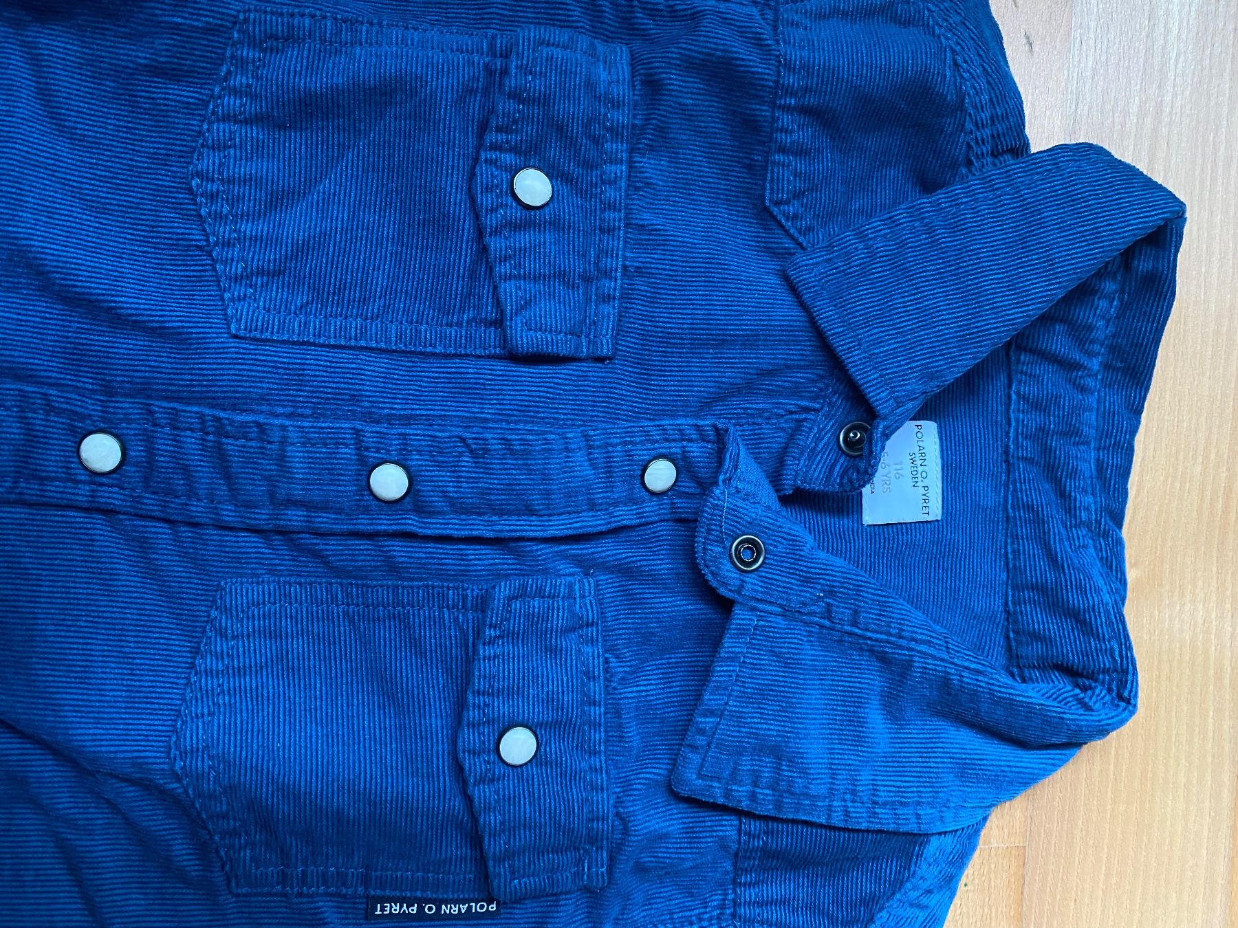Camicie, T-shirt & Polo: Neu - Polarn O.Pyret Hemd Gr 116 – Nuovo (secondo la descrizione) da Allschwil venduto da CaSu- 1