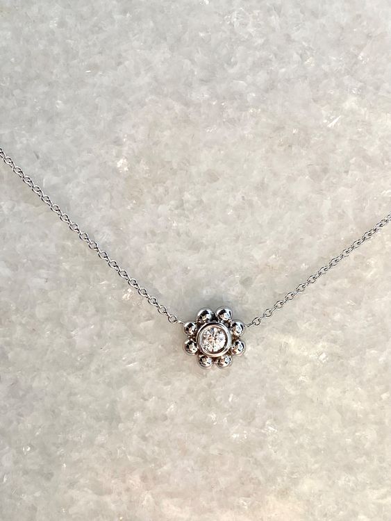 Kleeblatt Kette Halskette Mit Silberblume & Glücksklee-Anhänger