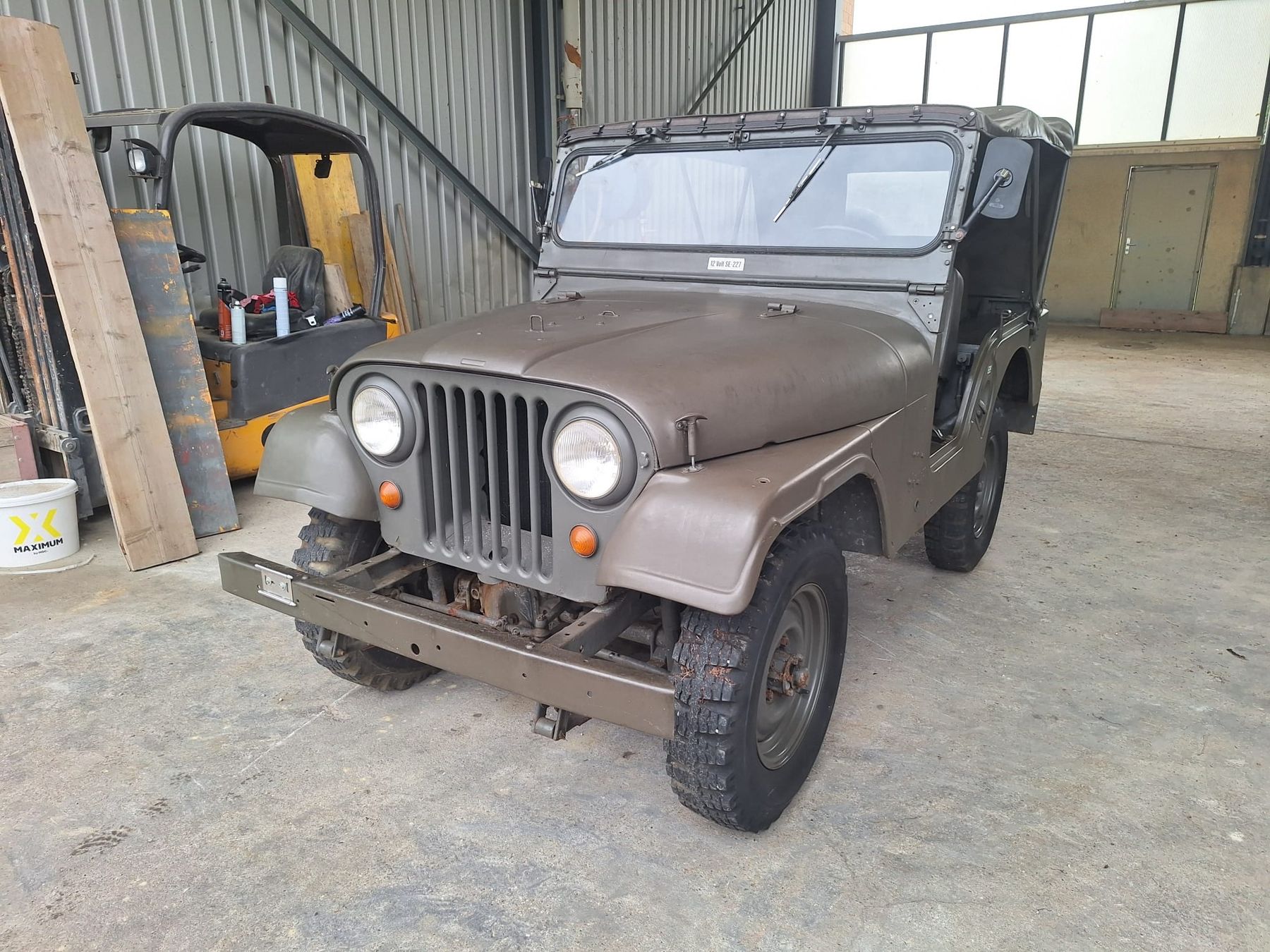 Jeep Autos: Jeep Kaiser CJ5 12V – D'occasion à Uzwil par dor_bn8k