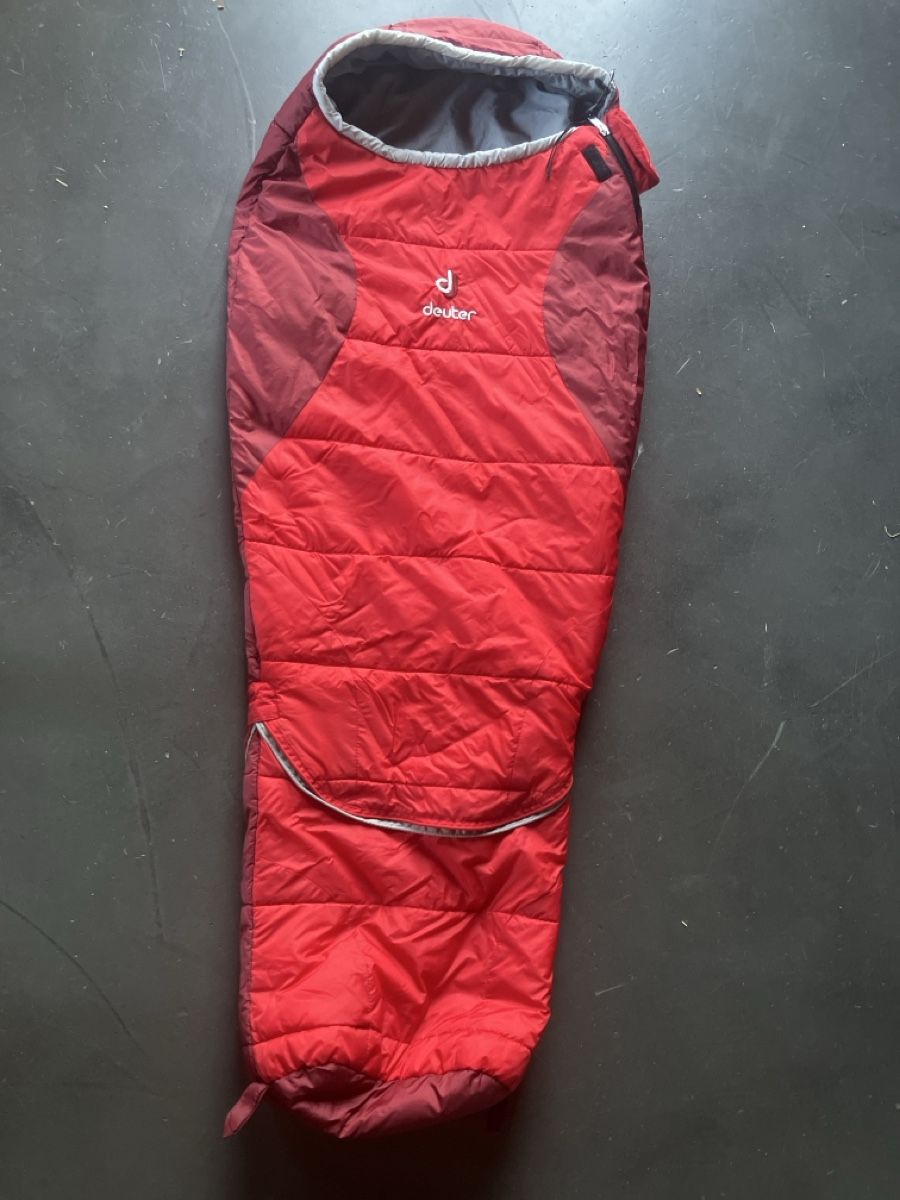 Sacs de couchage: Kinder-Schlafsack – D'occasion à Iffwil par LaStrietta