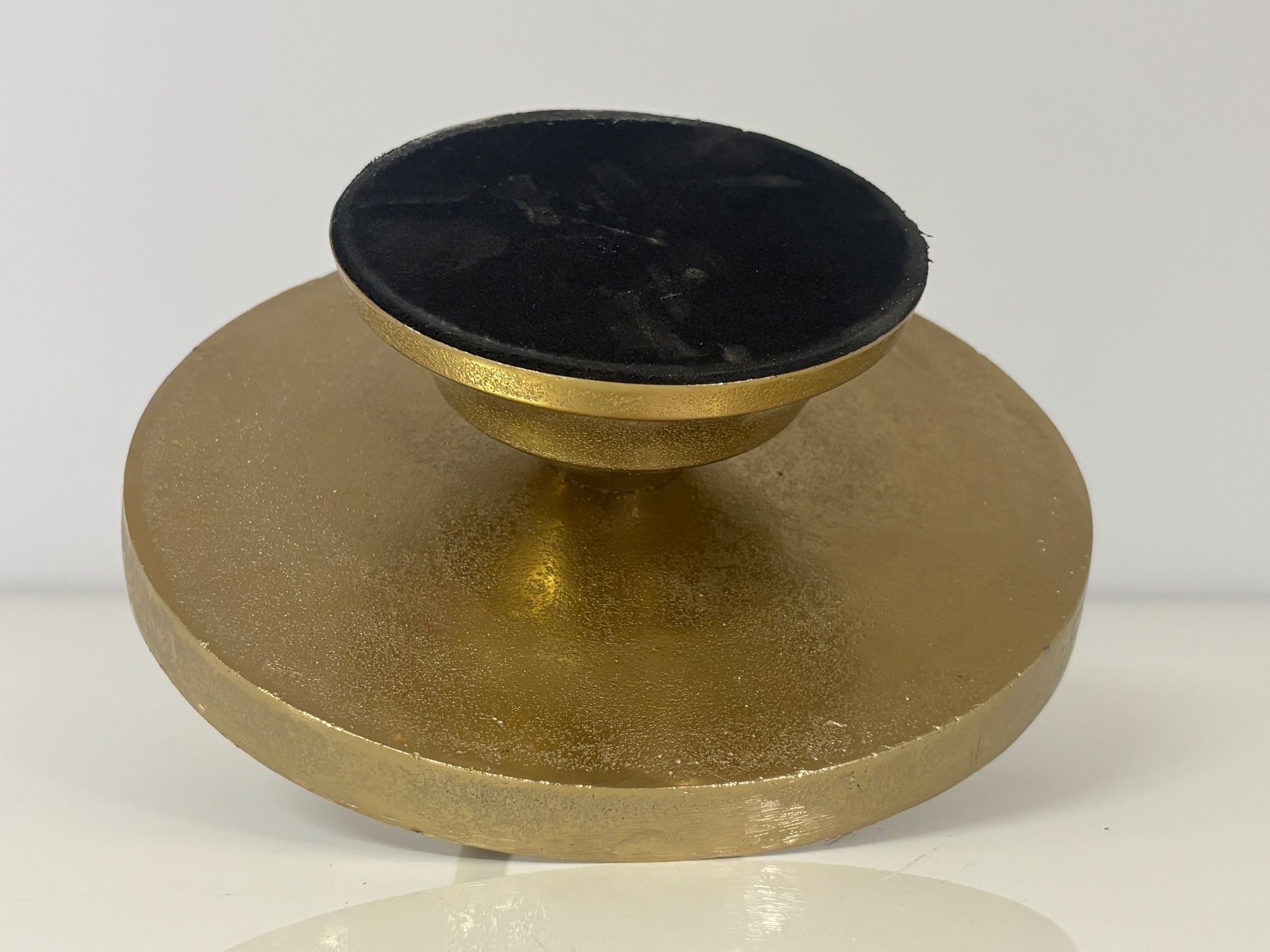 Servierplatten: Tisch-Etagere Gold-Optik – Gebraucht aus Wettingen von Wendemarket 4