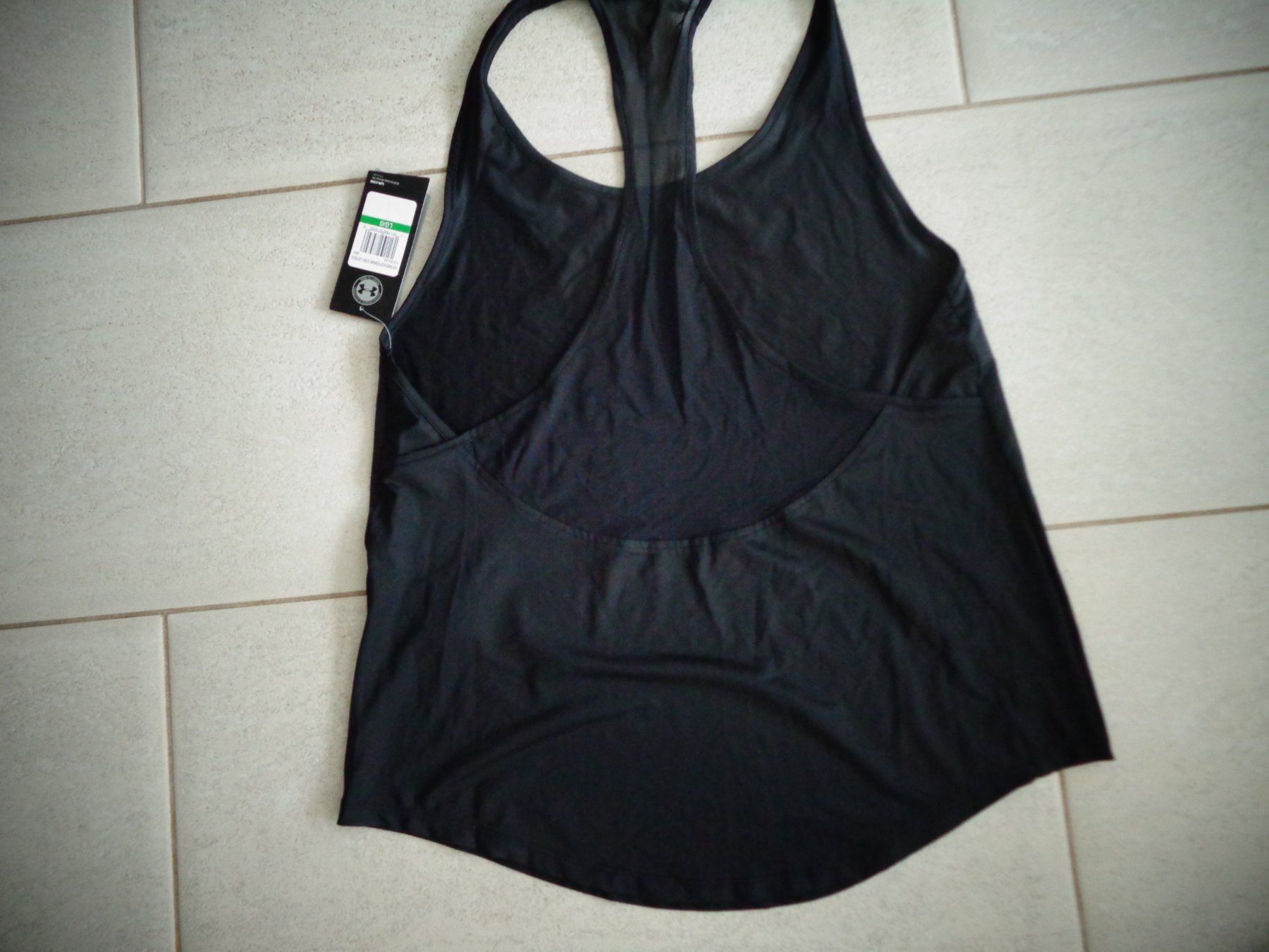 Under Armour Top: UNDER ARMOUR  TOP GR.L NEU – Nuovo (secondo la descrizione) da Rotkreuz venduto da Samballi 2
