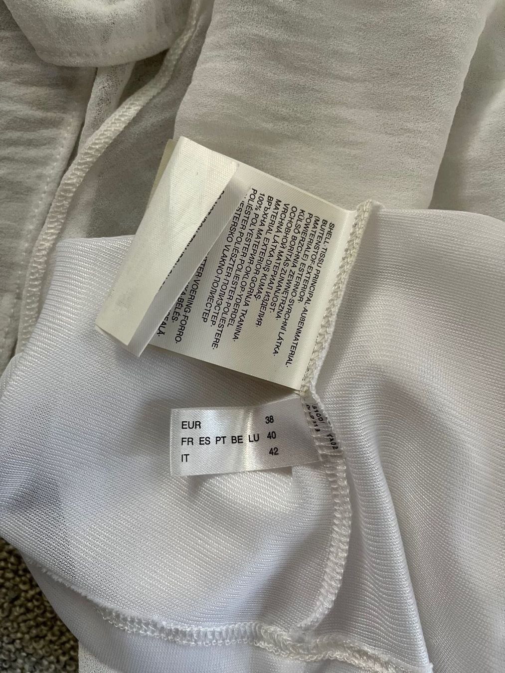 Blusen: Festliche Bluse Gr 38-40. Fabrikneu – Neu und originalverpackt aus Rekingen AG von Barmaleus 4