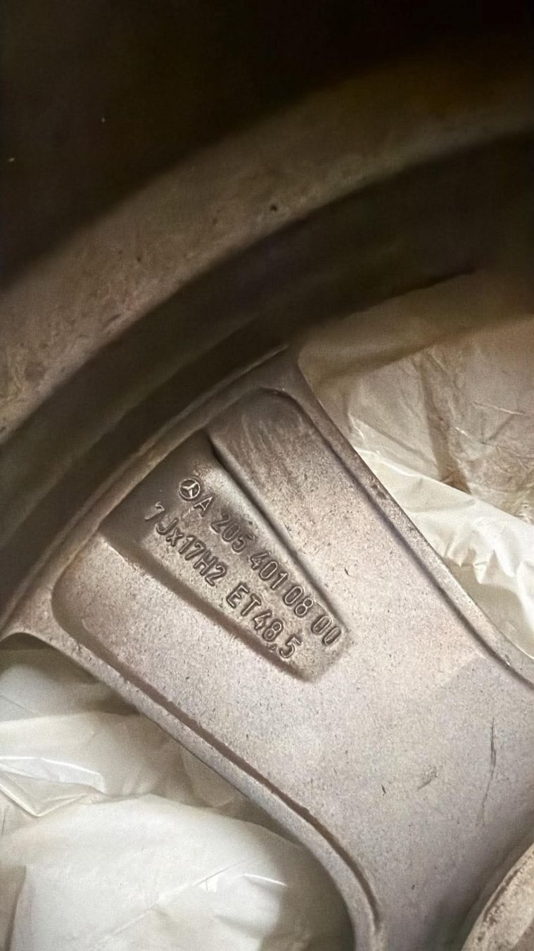 Pneus & Kompletträder: WINTERREIFEN CONTINENTAL – Gebraucht aus  von  3
