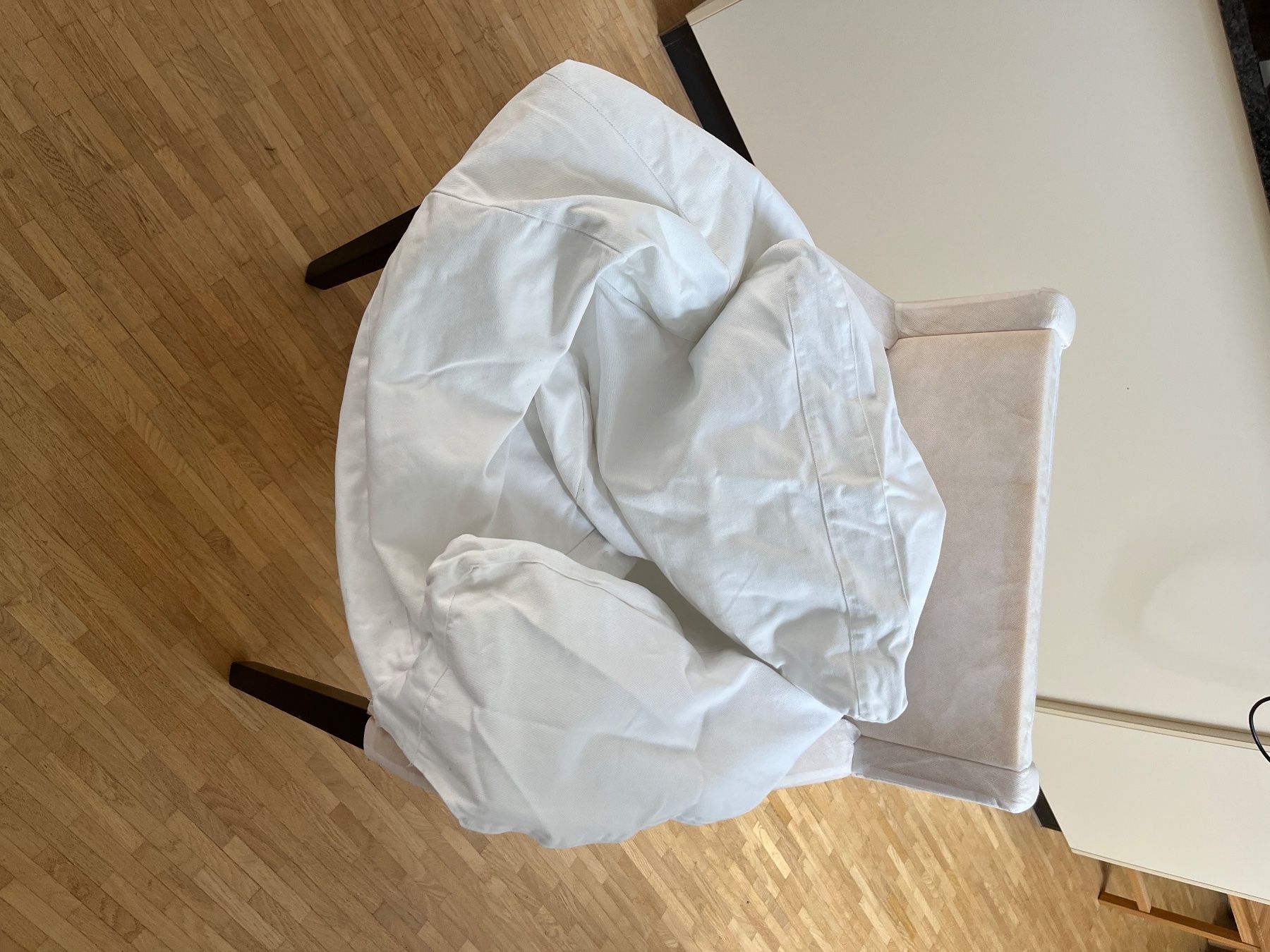 Ikea Sedie: 5 x IKEA Nils gepolsterte Essstühle – Usato da Zwingen venduto da schoggimuckibaer 7