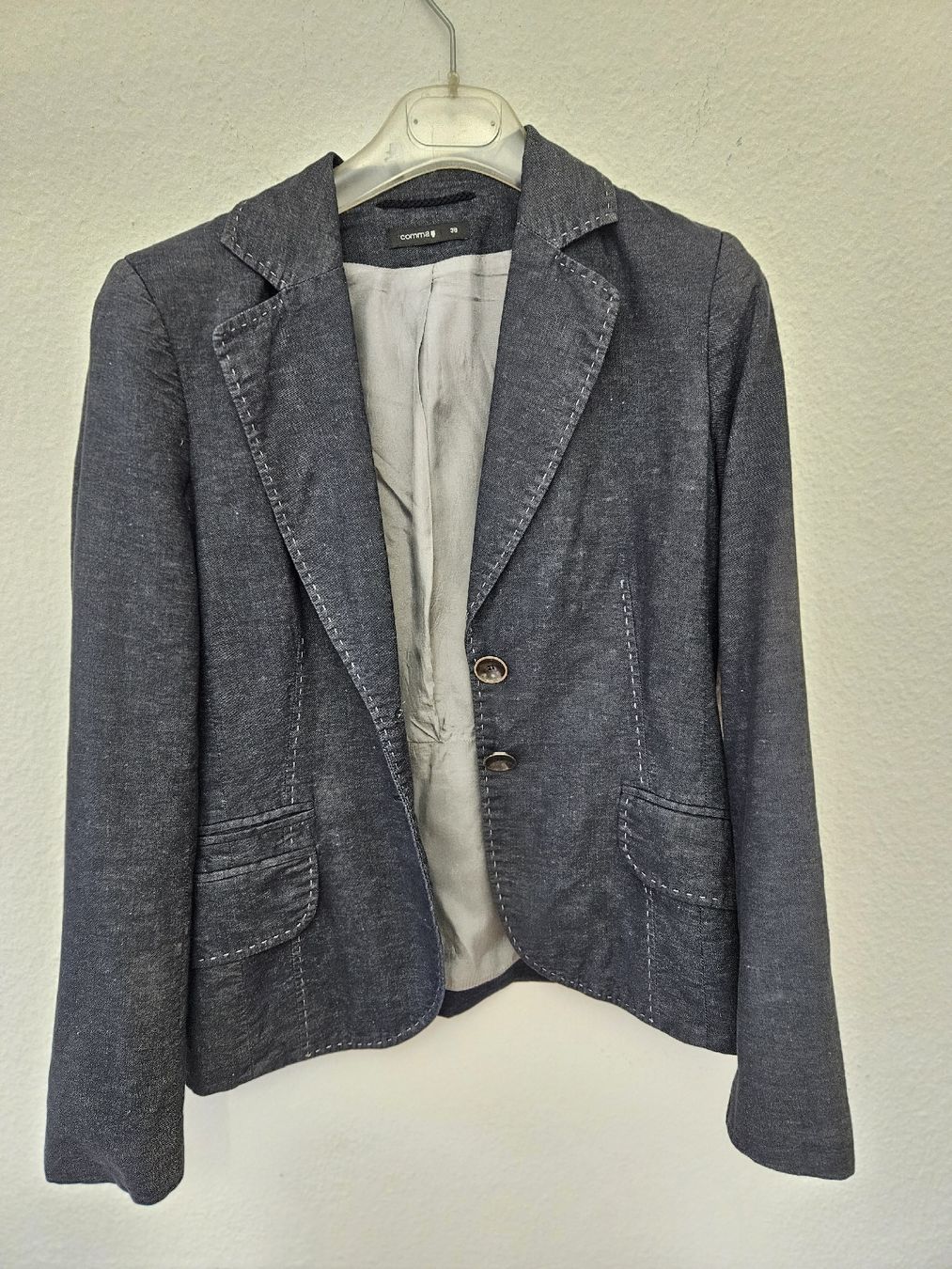 Comma Giacche: Toller Comma Blazer, Gr. 38, Baumwolle/Leinen - jeanslook – Usato da Wohlen AG venduto da Colina