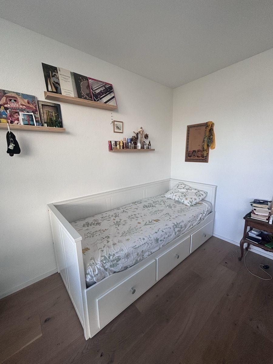 Letti: IKEA Hemnes Tagesbett  – Usato da Bertschikon Gossau venduto da mar_n2n9 1