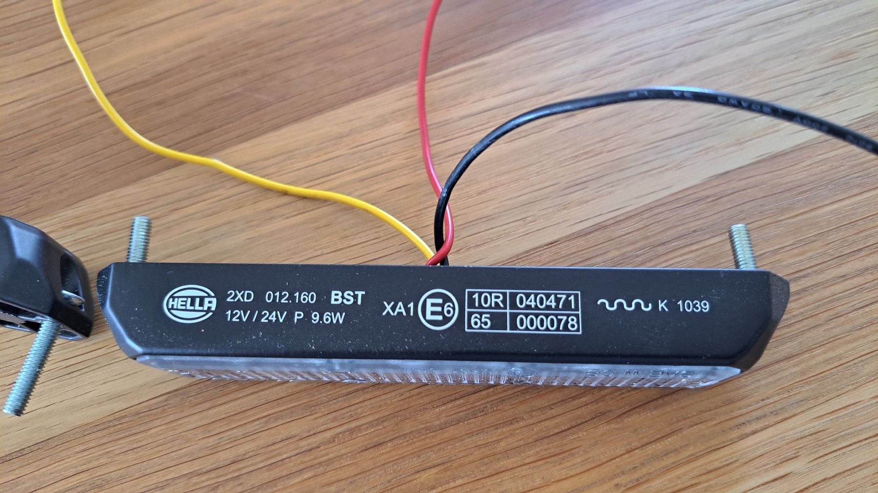 Tutti i ricambio: Hella LED Blitzleuchte BST – Usato da kerzers venduto da saemdu90 1