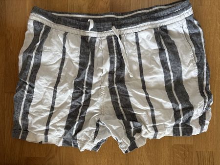 Kurze Stoffhose Hose H&M Grösse L