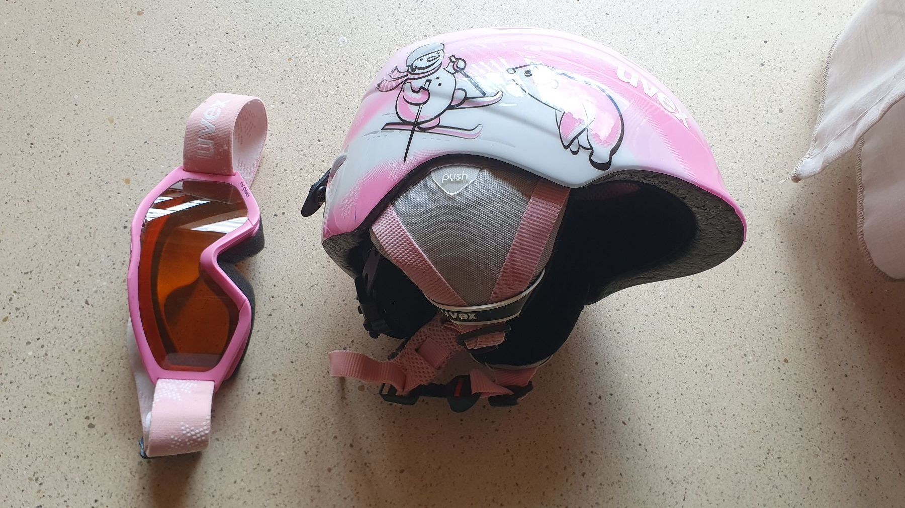 Caschi: Skihelm Uvex 48-52 mit Skibrille – Usato da Schwerzenbach venduto da H27