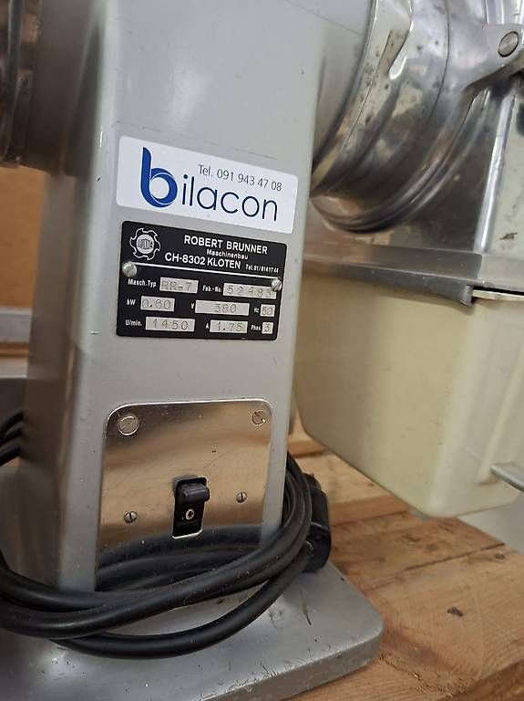 Cucine complete: Trita formaggio Robert Brunner – Usato da Mezzovico venduto da Bilacon_Sagl 1